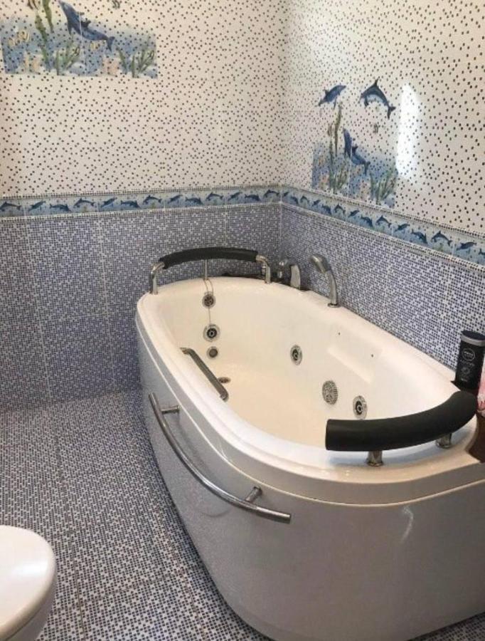 Queens Hotel Ташкент Экстерьер фото