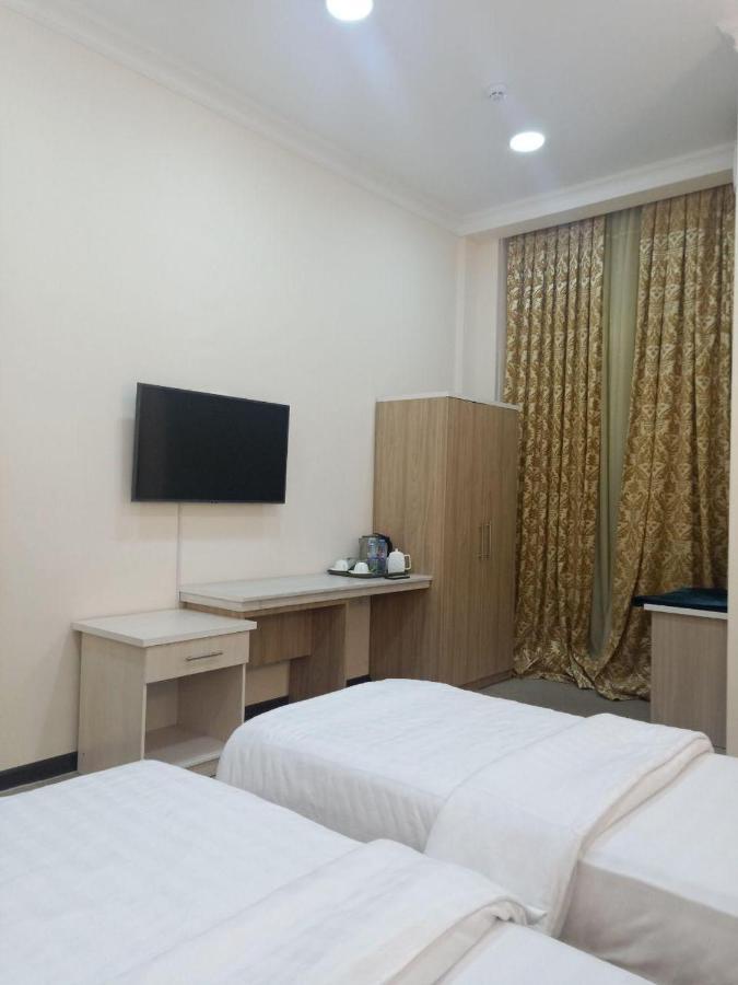 Queens Hotel Ташкент Экстерьер фото