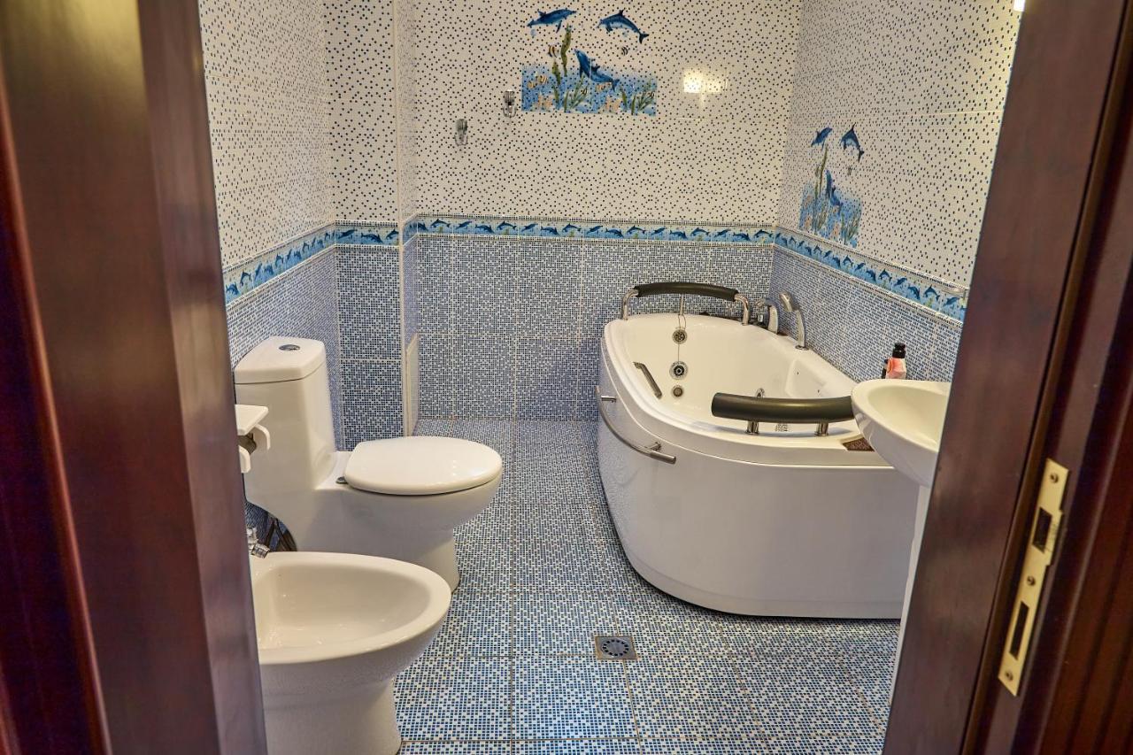 Queens Hotel Ташкент Экстерьер фото