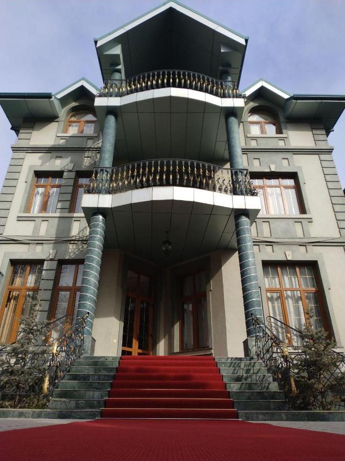 Queens Hotel Ташкент Экстерьер фото