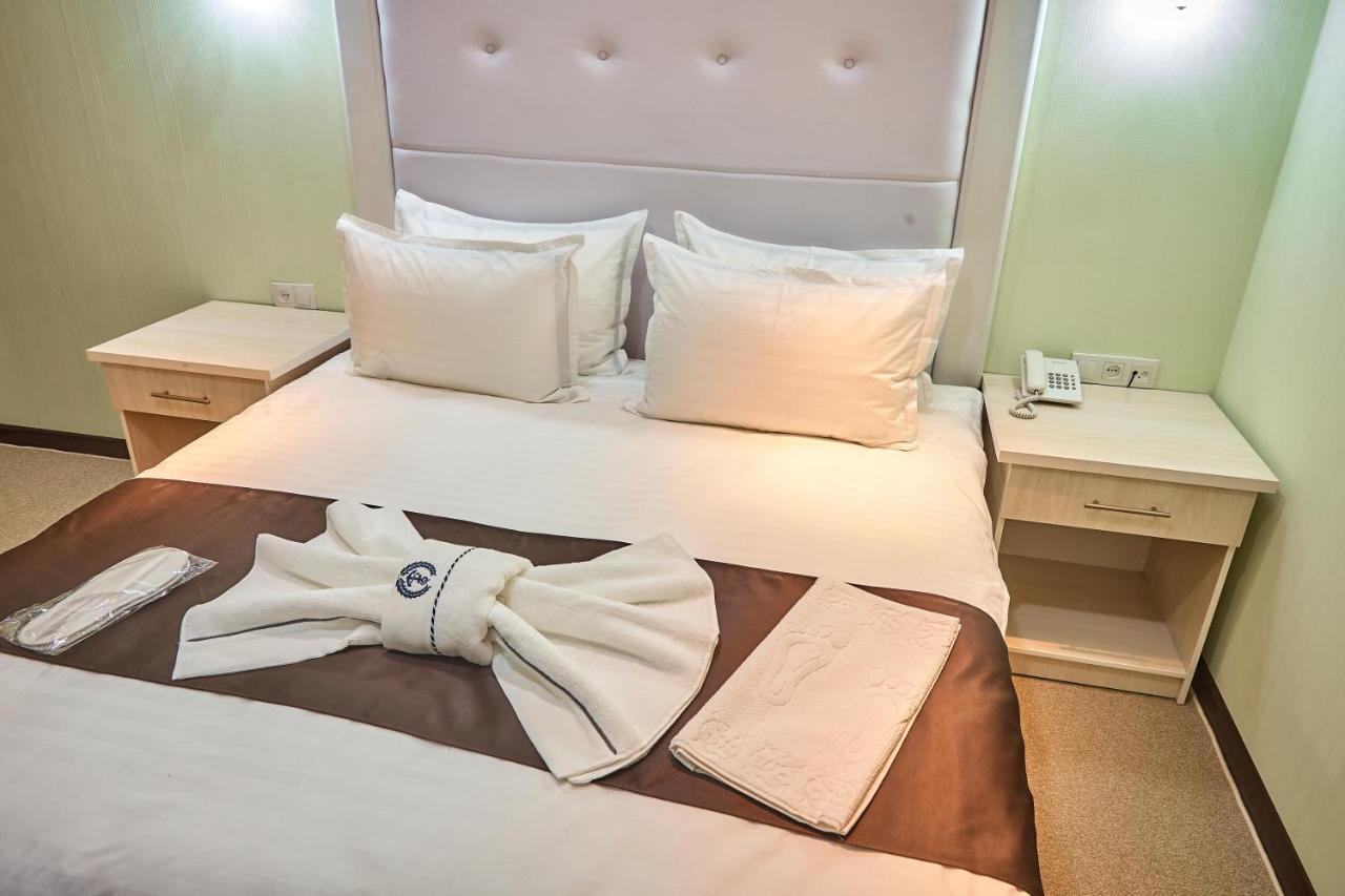Queens Hotel Ташкент Экстерьер фото